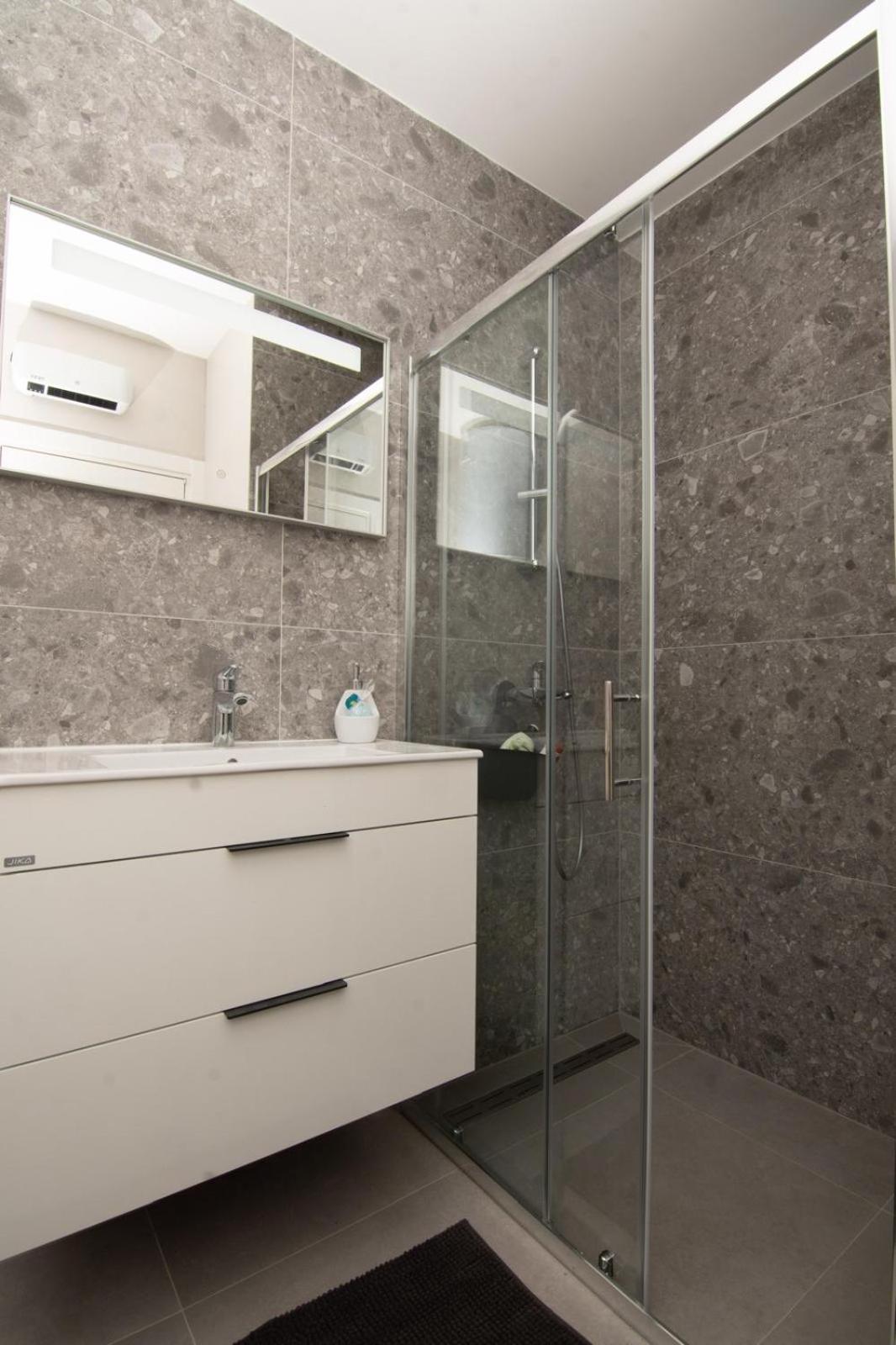 Studio Apartman Apollonia Sinj Exterior photo