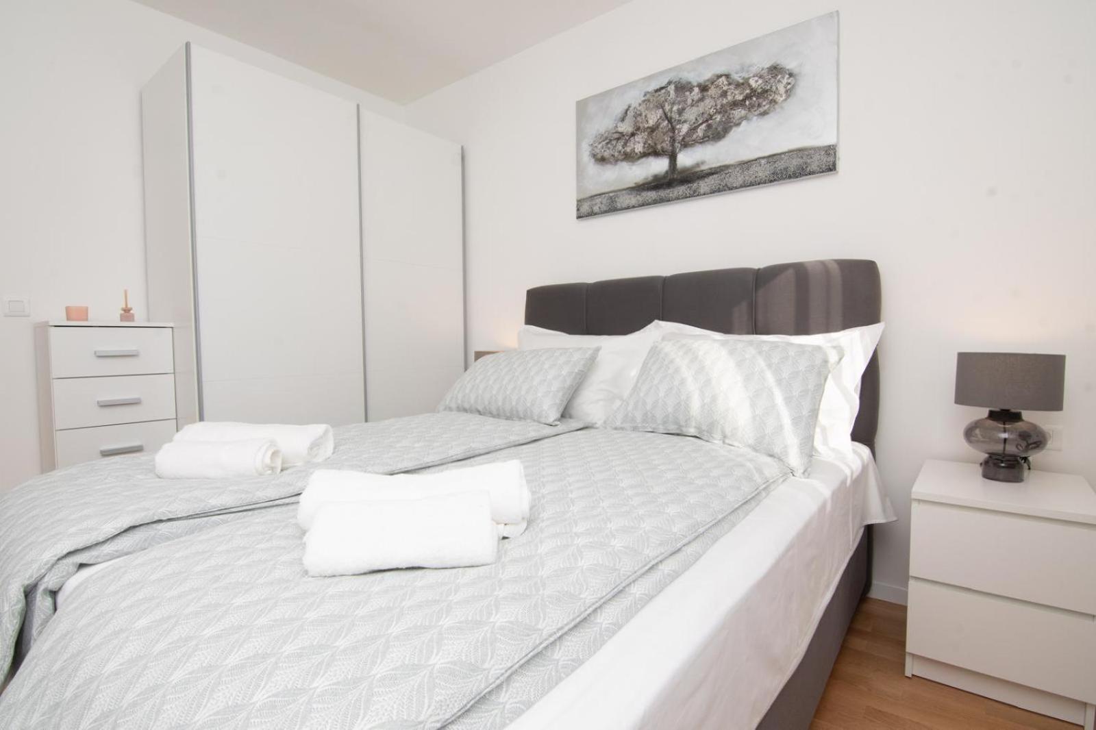 Studio Apartman Apollonia Sinj Exterior photo